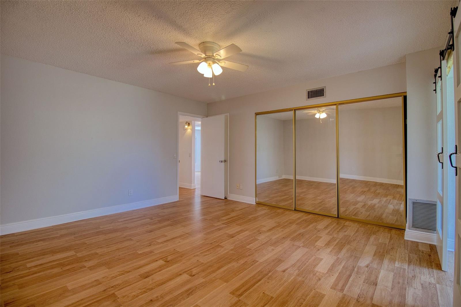 Image 30 of 45 For 2450 Canadian Way 26