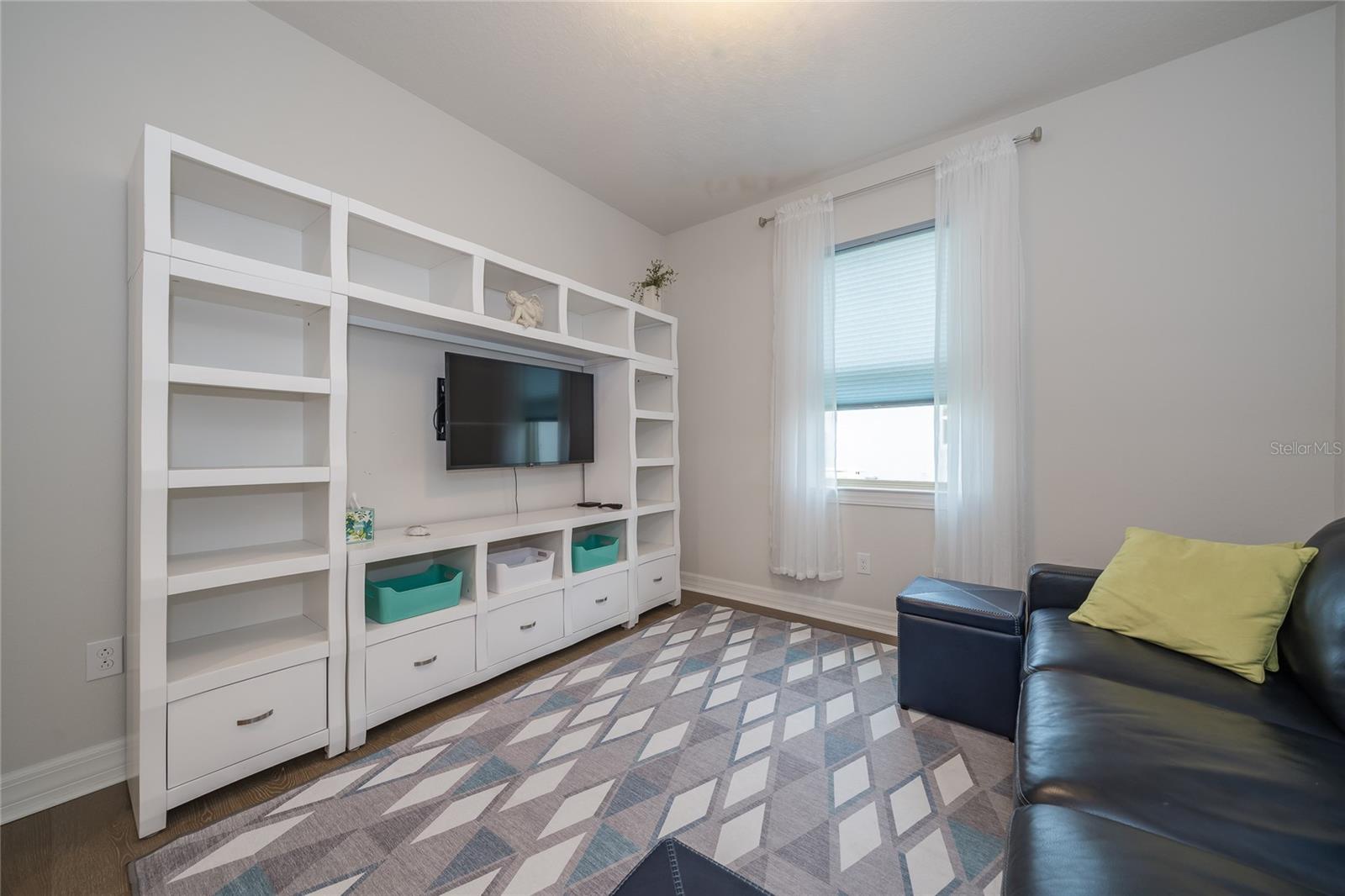 Image 13 of 65 For 19724 Ship Wheel Way