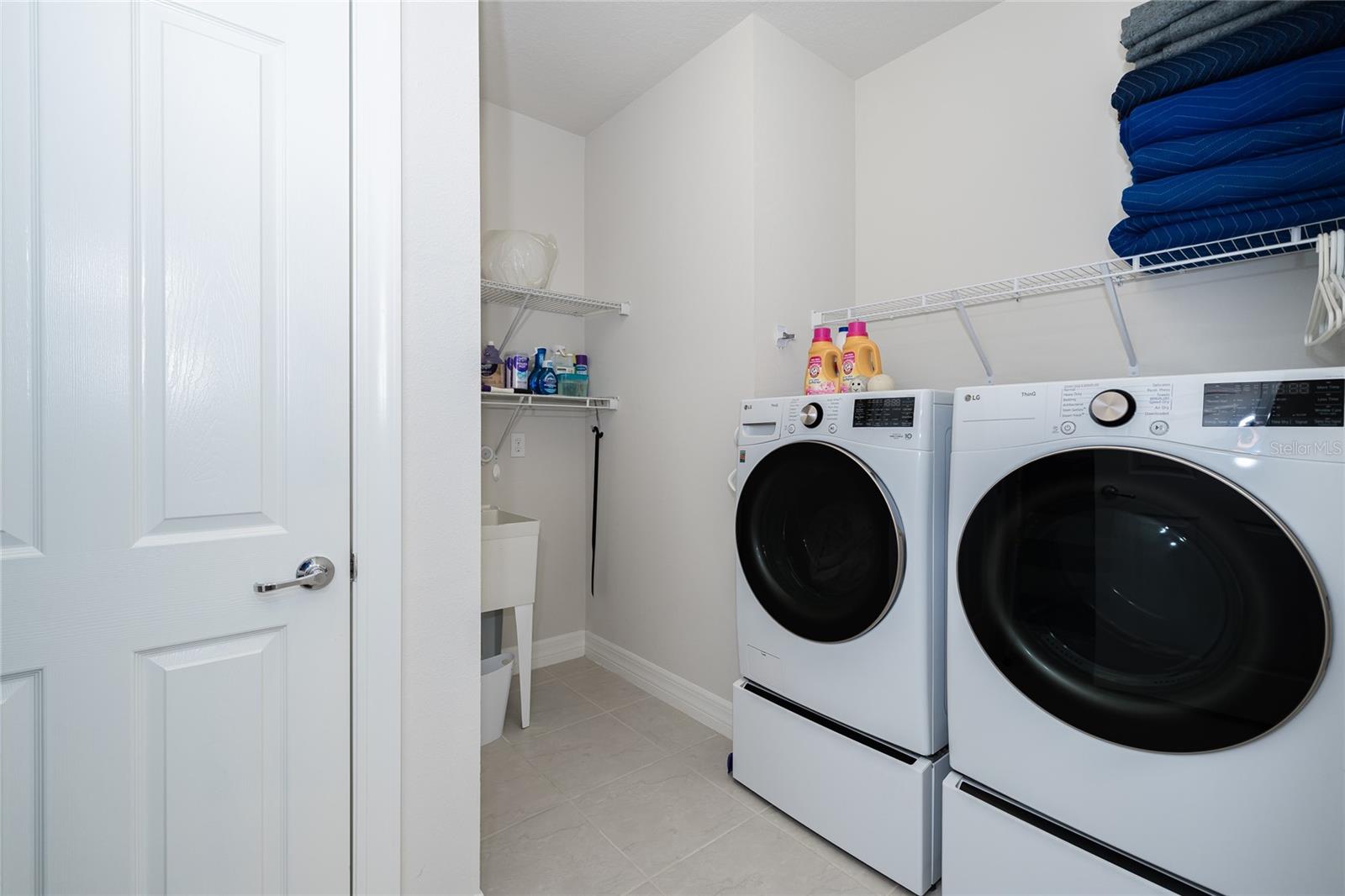 Image 19 of 65 For 19724 Ship Wheel Way