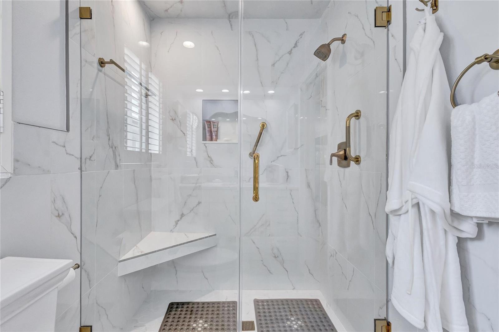 Image 33 of 74 For 2612 Keystone Court N