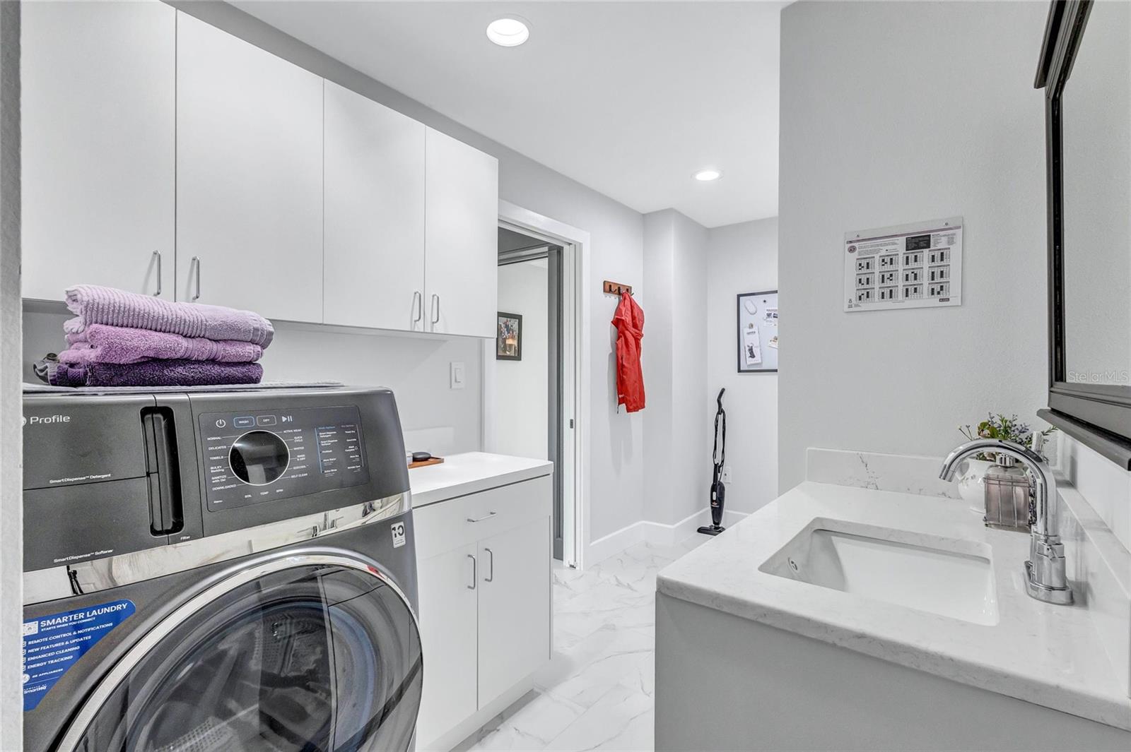 Image 44 of 74 For 2612 Keystone Court N