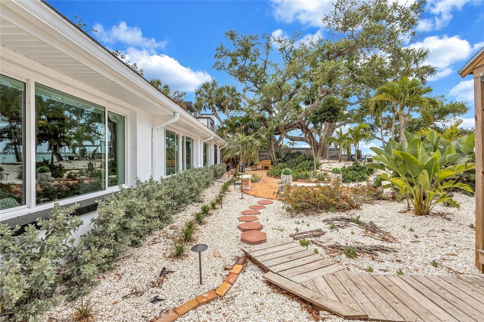 Image 54 of 74 For 2612 Keystone Court N