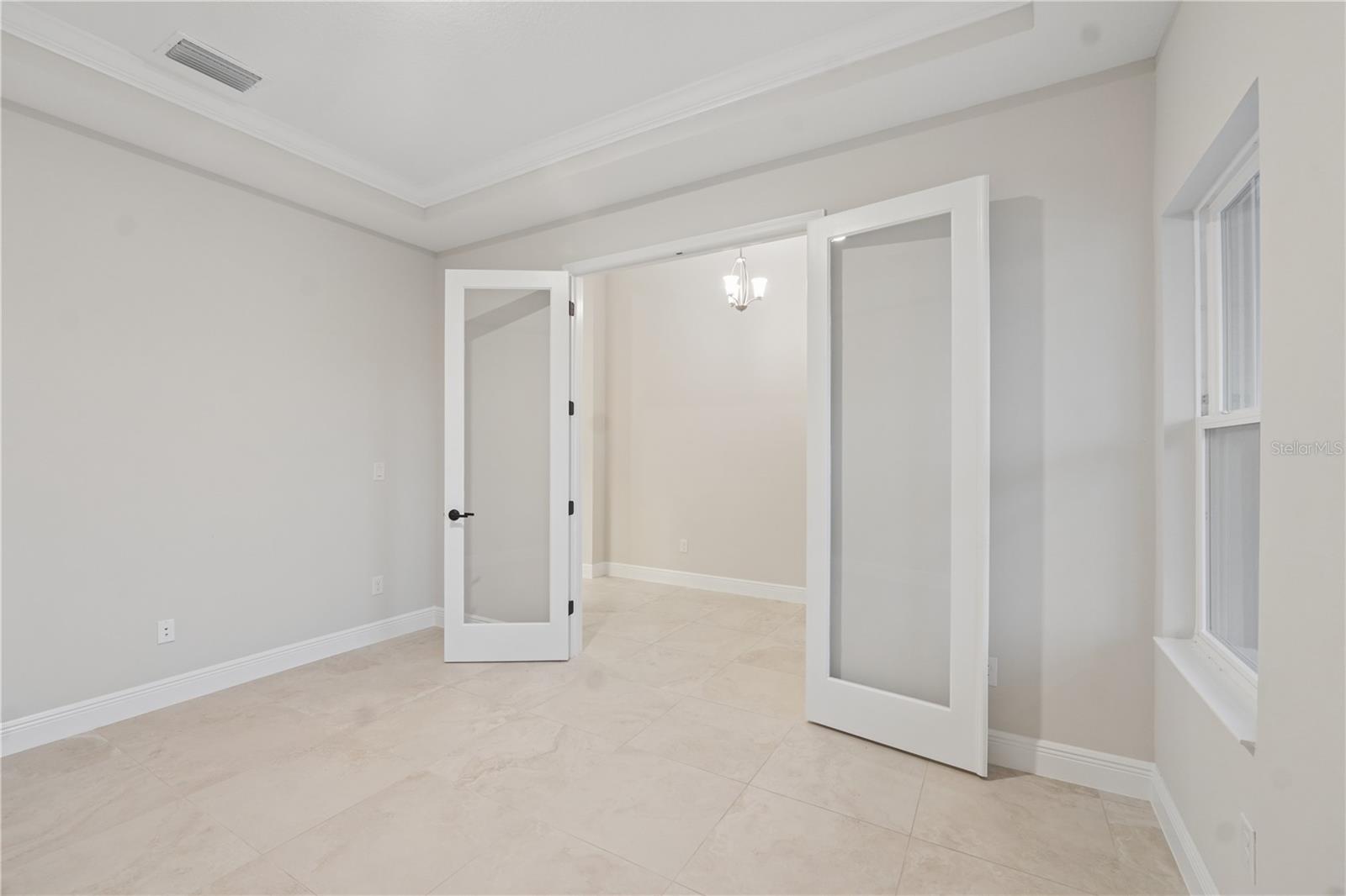 Listing photo id 32 for 1953 Arching Branch