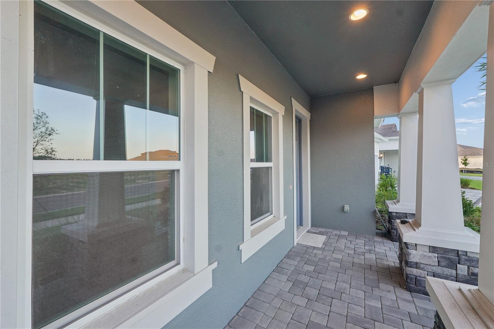 Listing photo id 2 for 1953 Arching Branch