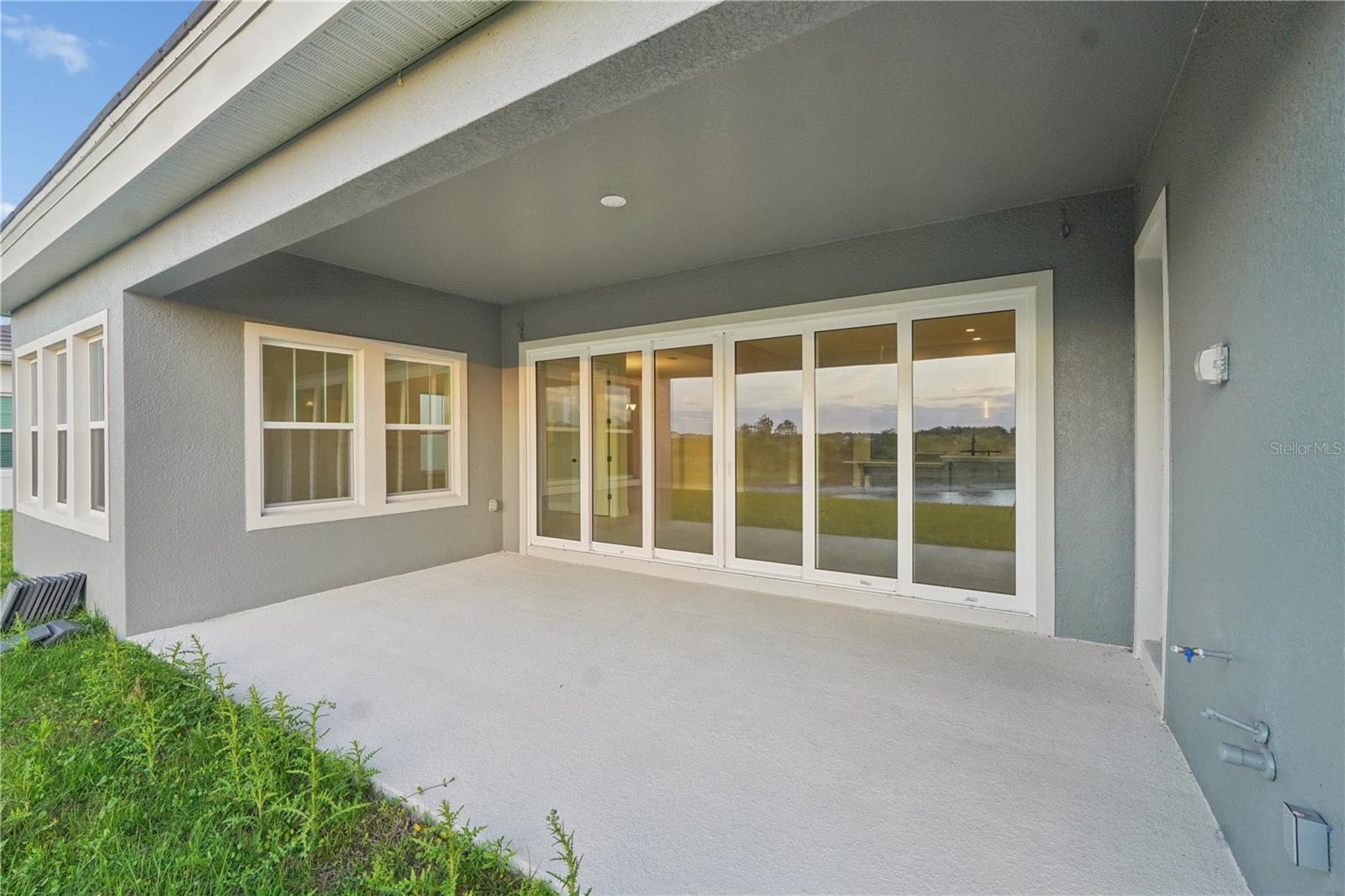 Listing photo id 52 for 1953 Arching Branch