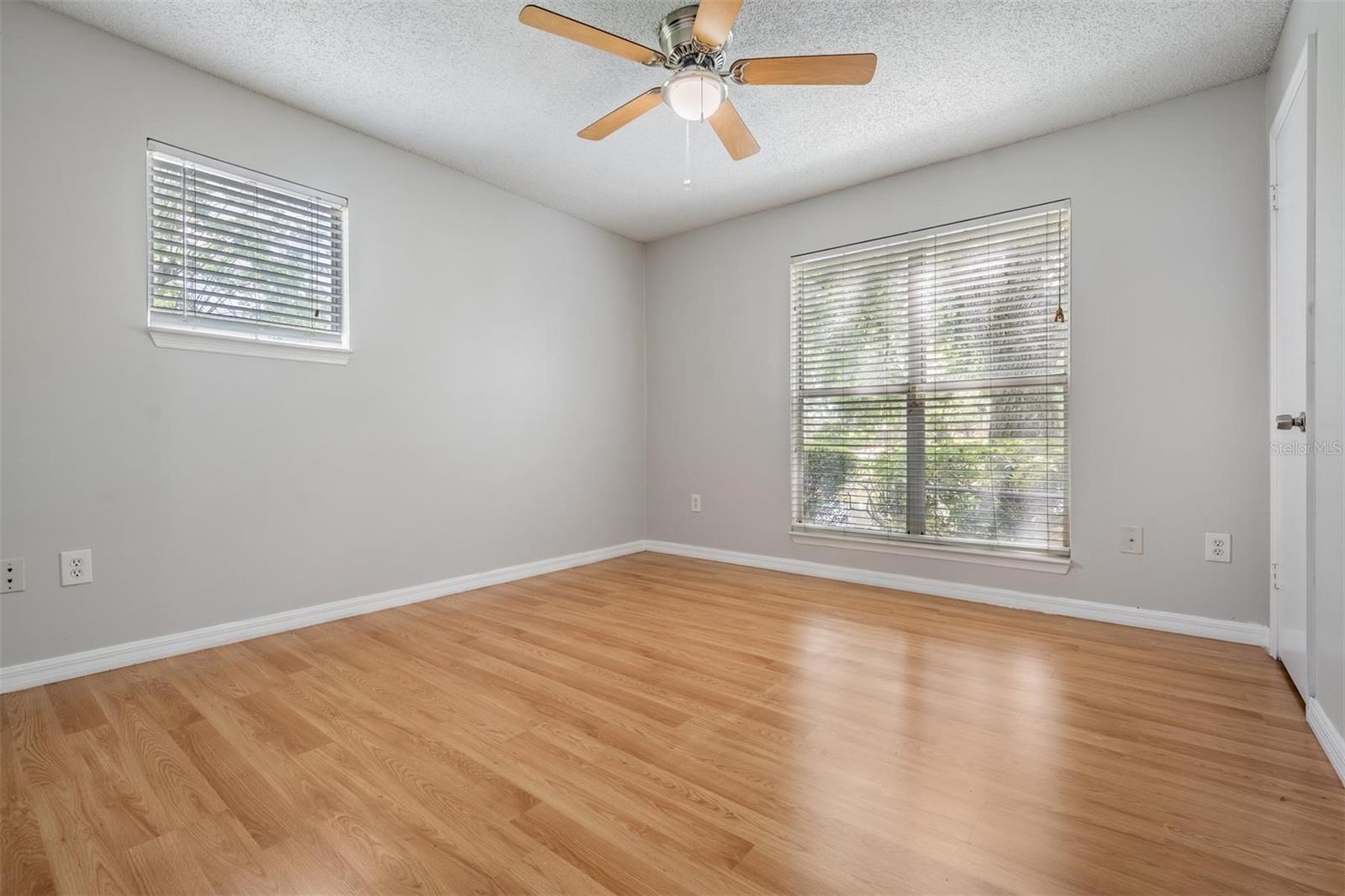 Image 13 of 26 For 10024 Strafford Oak Court 802