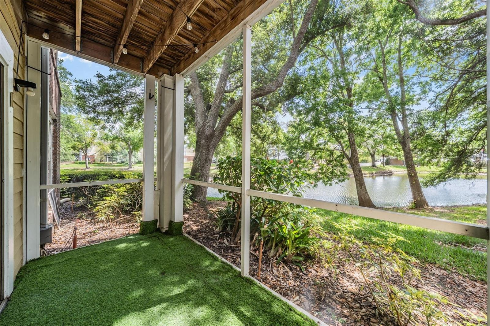 Image 17 of 26 For 10024 Strafford Oak Court 802