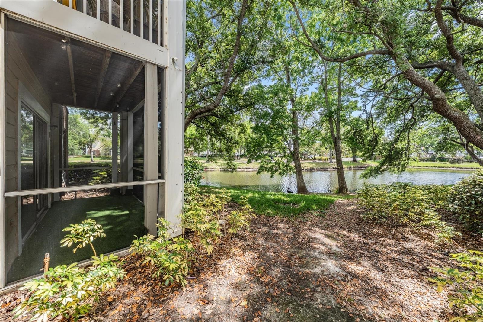 Image 20 of 26 For 10024 Strafford Oak Court 802