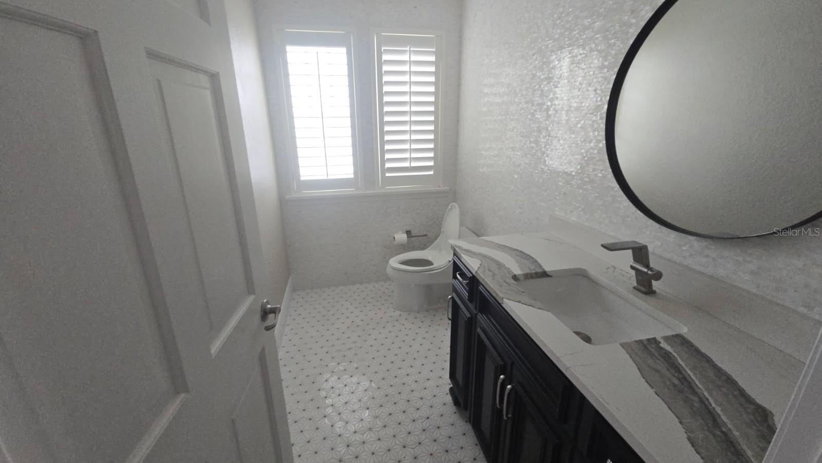 Image 7 of 17 For 215 18th Avenue