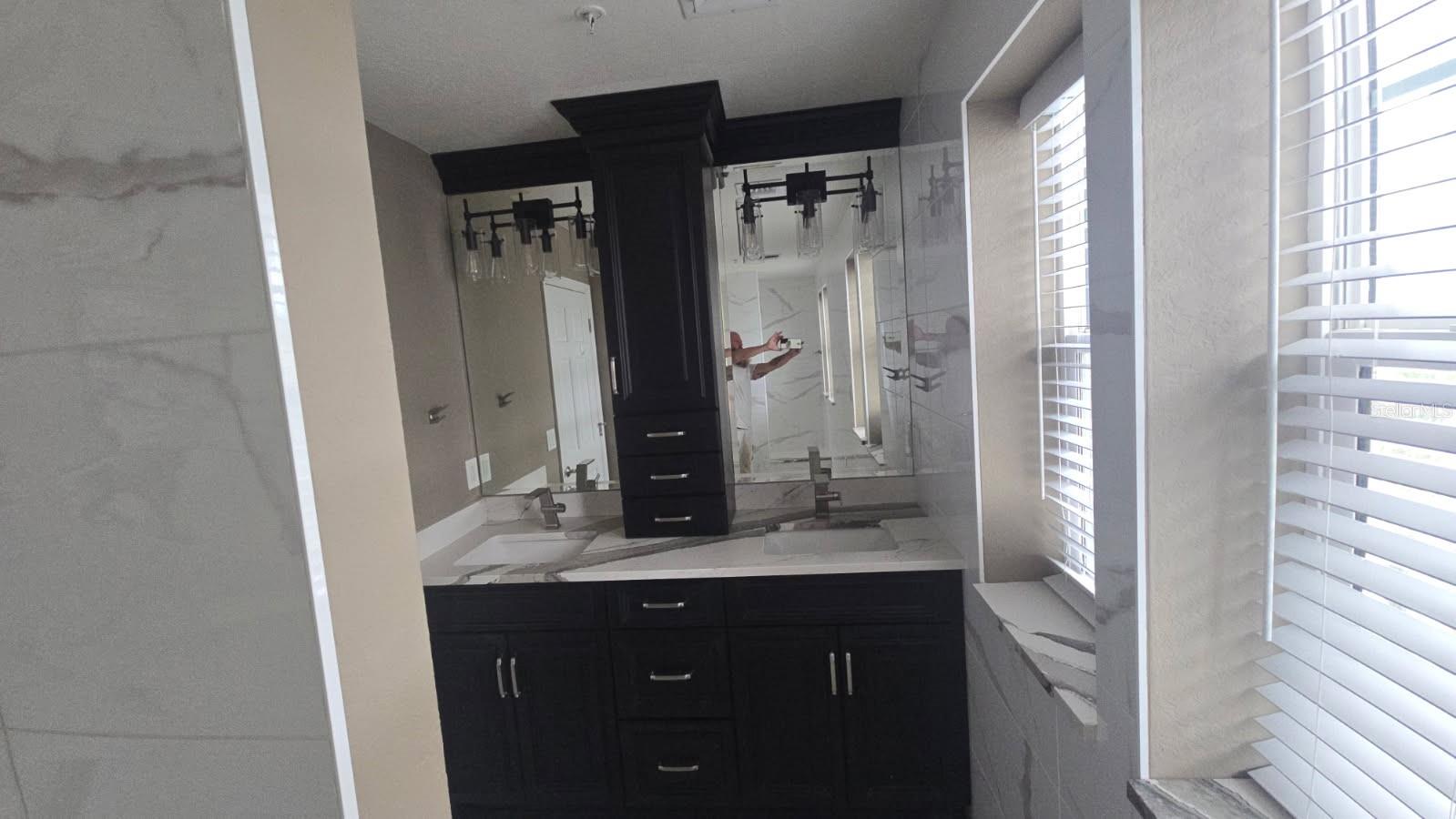 Image 9 of 17 For 215 18th Avenue