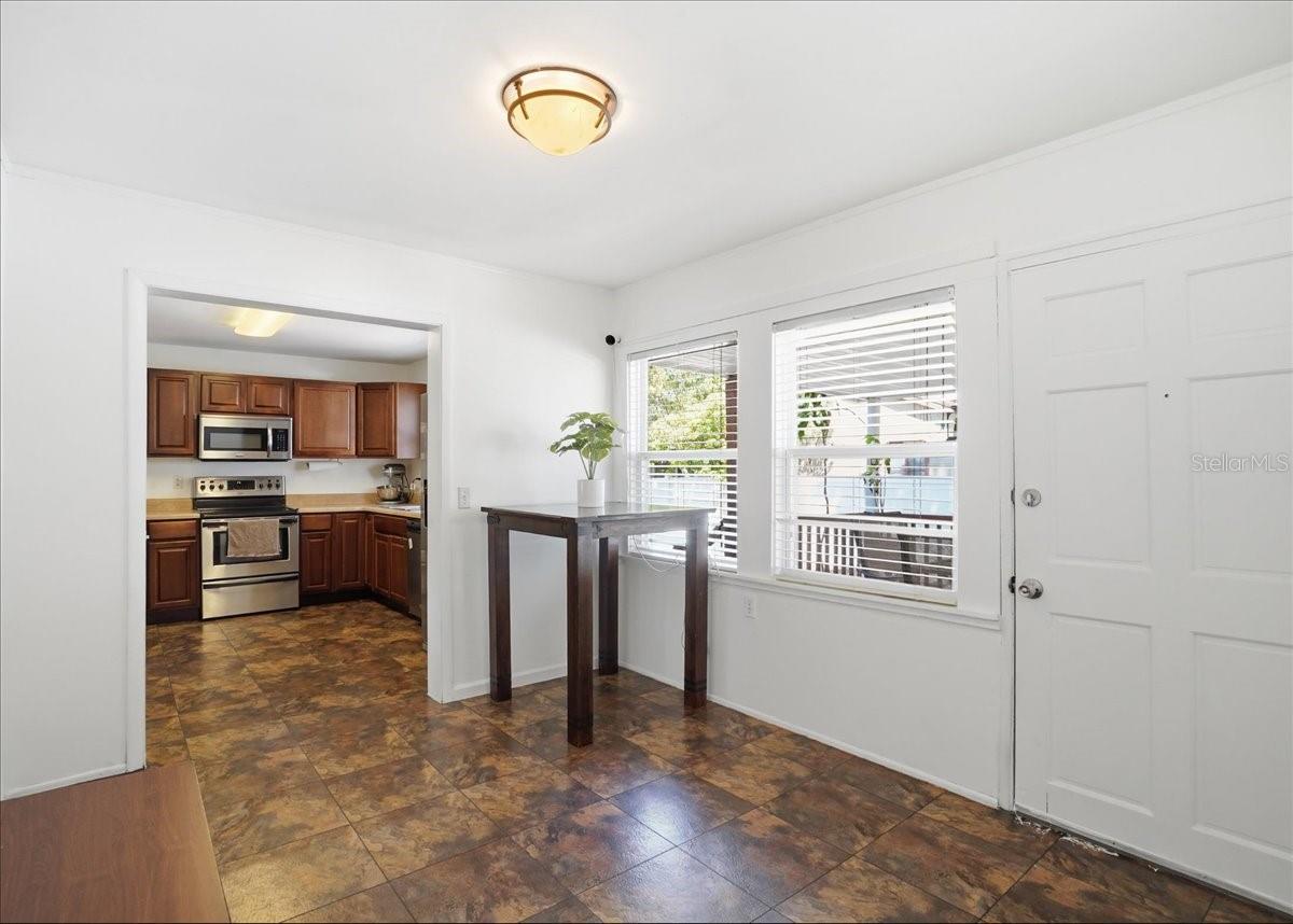 Image 10 of 36 For 3337 16th Street N