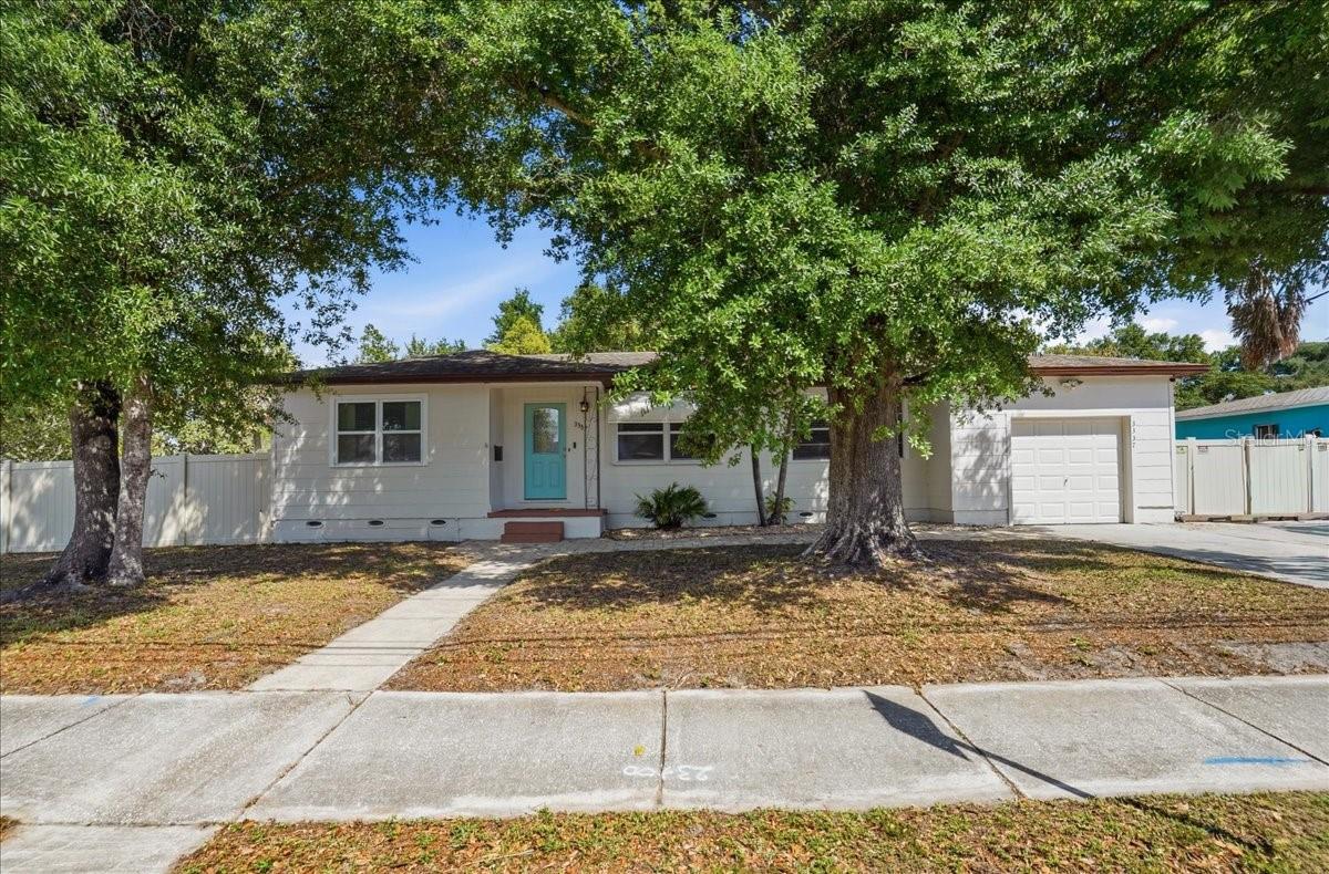 Image 23 of 36 For 3337 16th Street N