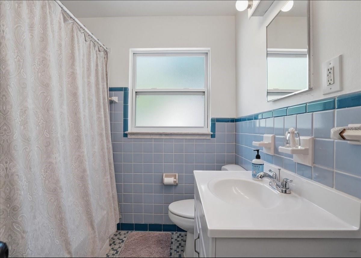 Image 26 of 36 For 3337 16th Street N