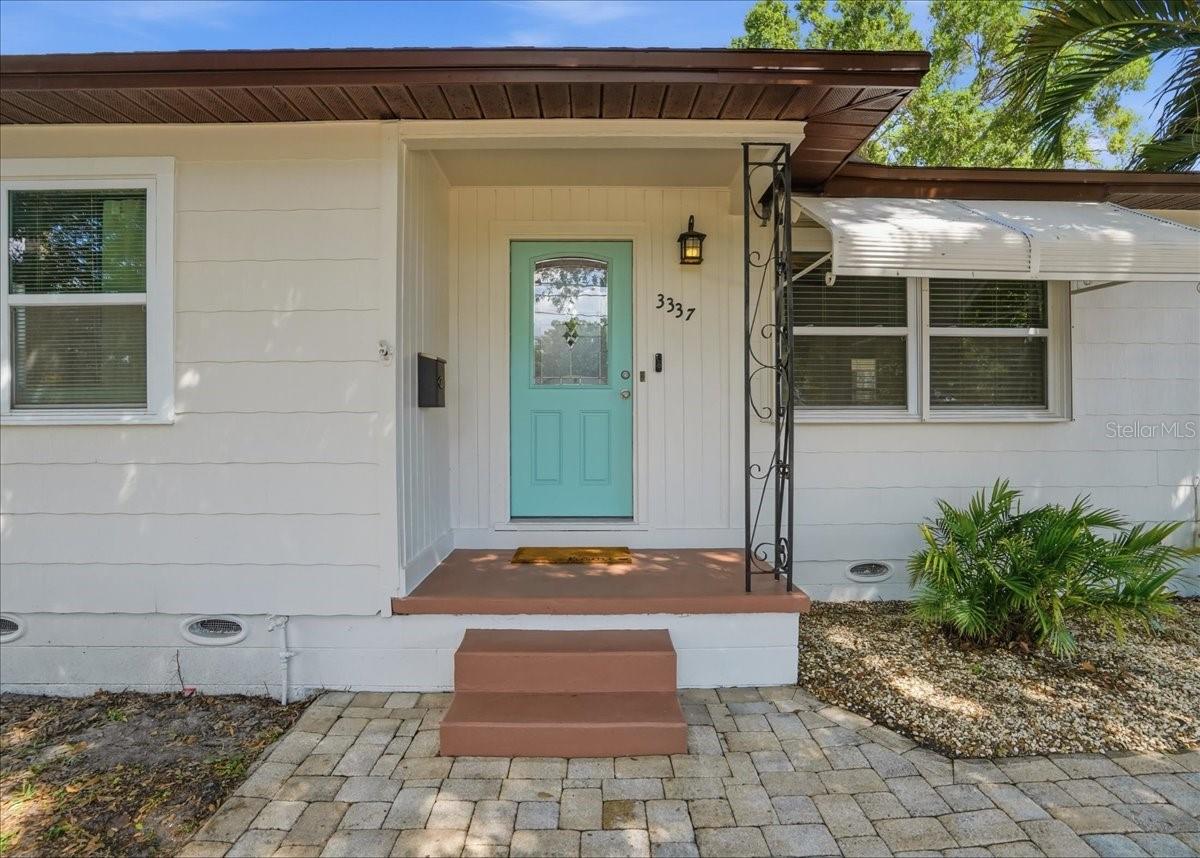 Image 3 of 36 For 3337 16th Street N