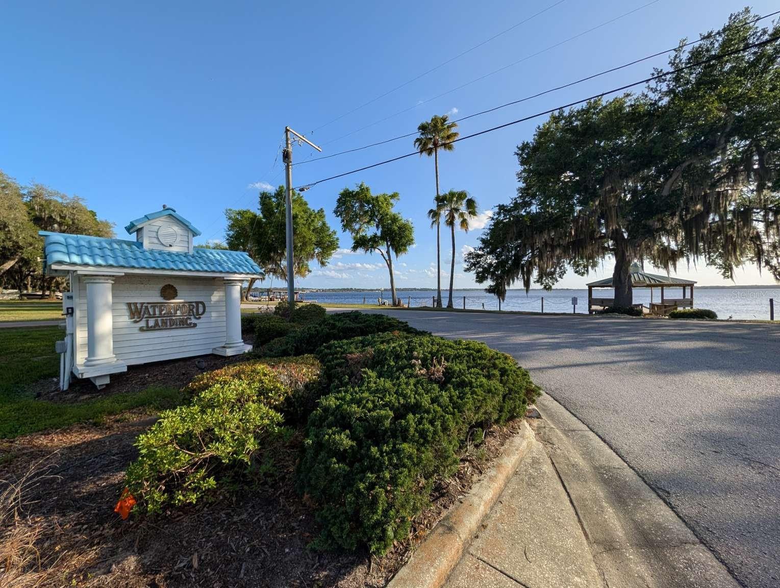 Image 31 of 36 For 556 Summerwood Drive