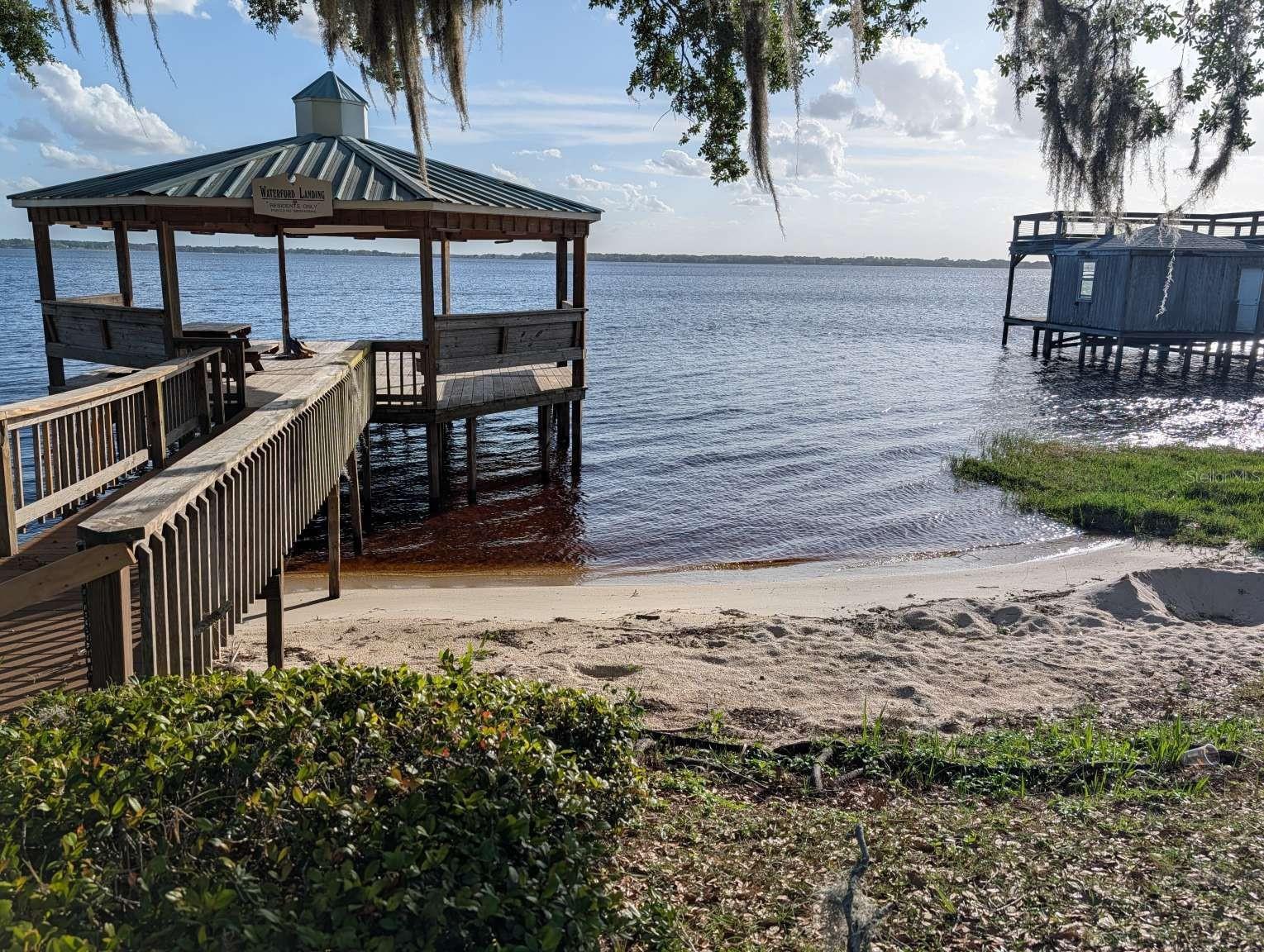 Image 32 of 36 For 556 Summerwood Drive