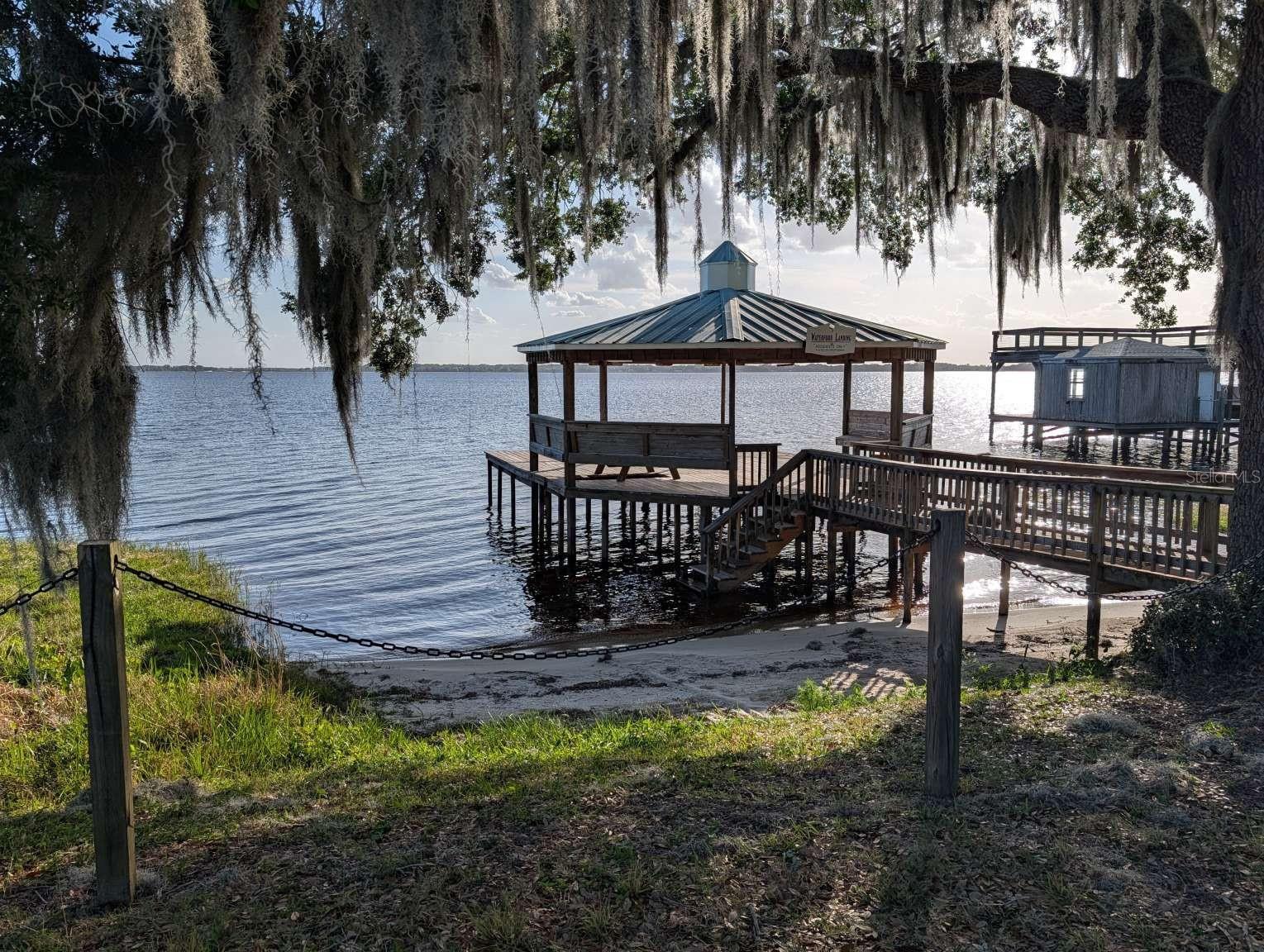 Image 39 of 42 For 556 Summerwood Drive