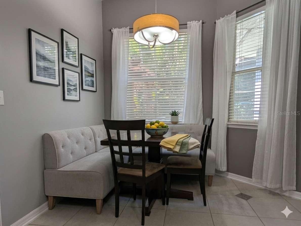 Image 6 of 36 For 556 Summerwood Drive