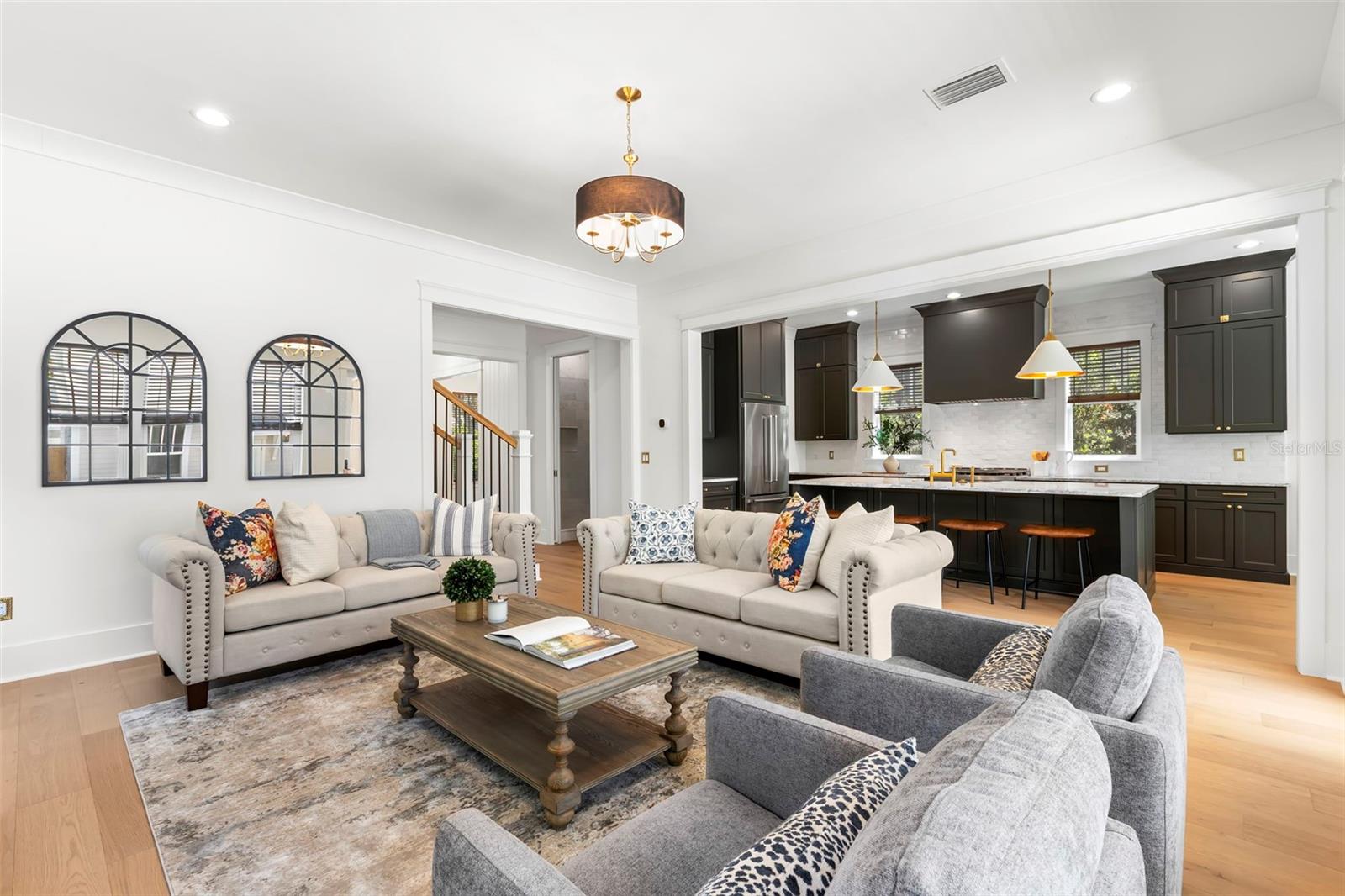 Image 16 of 60 For 1038 26th Avenue N