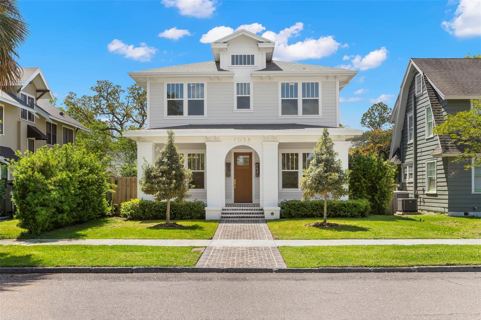 Image 2 of 60 For 1038 26th Avenue N