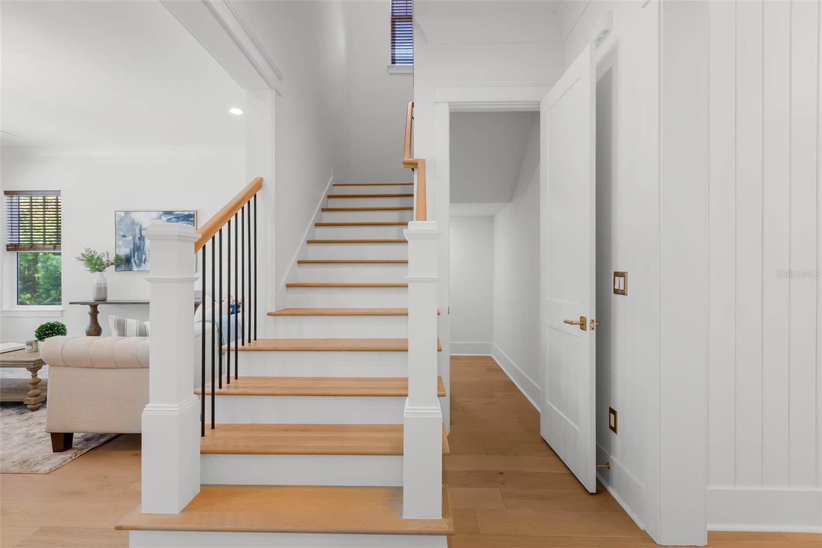 Image 28 of 60 For 1038 26th Avenue N