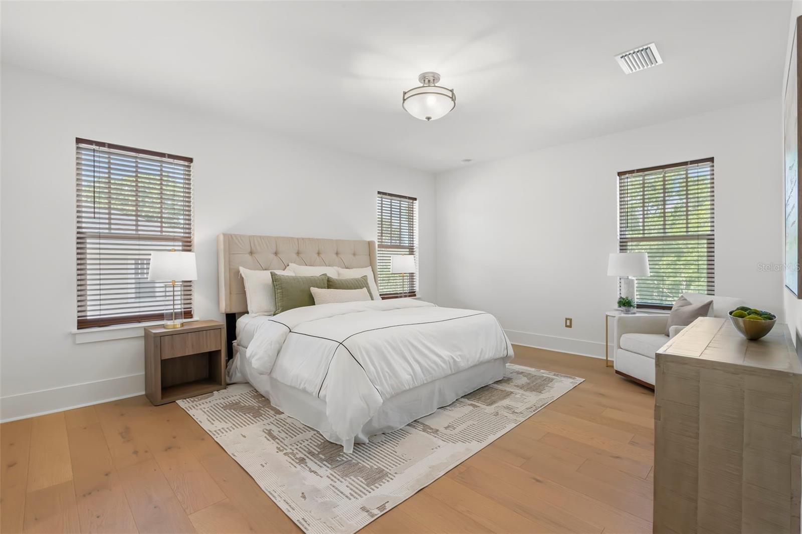 Image 31 of 60 For 1038 26th Avenue N