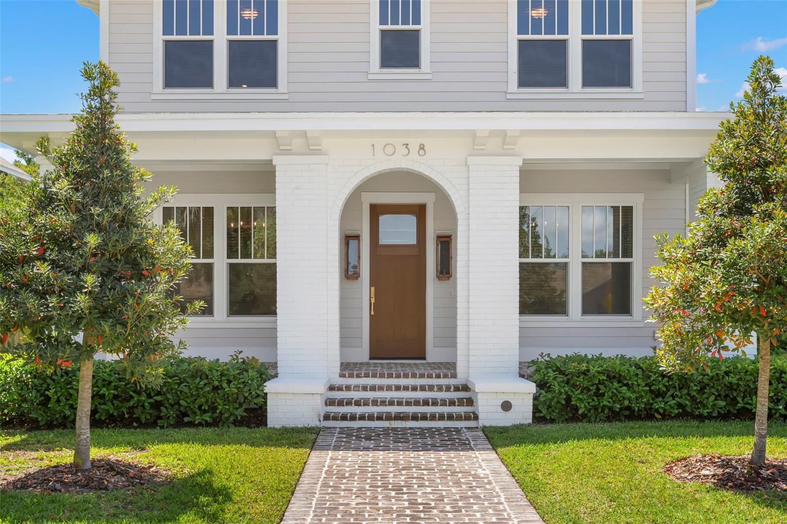 Image 4 of 60 For 1038 26th Avenue N