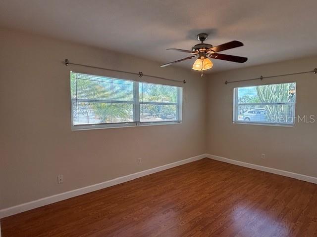 Image 10 of 17 For 619 Richmond Street