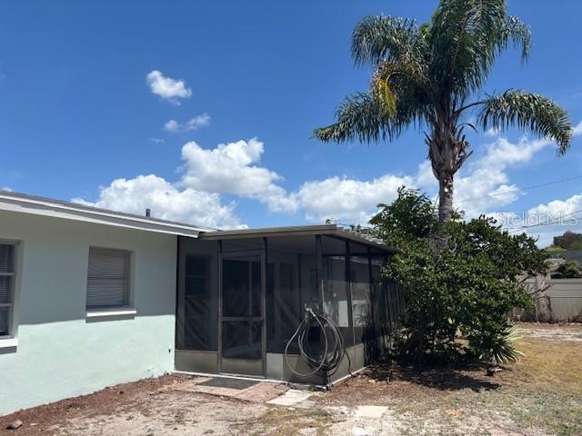 Image 15 of 17 For 619 Richmond Street