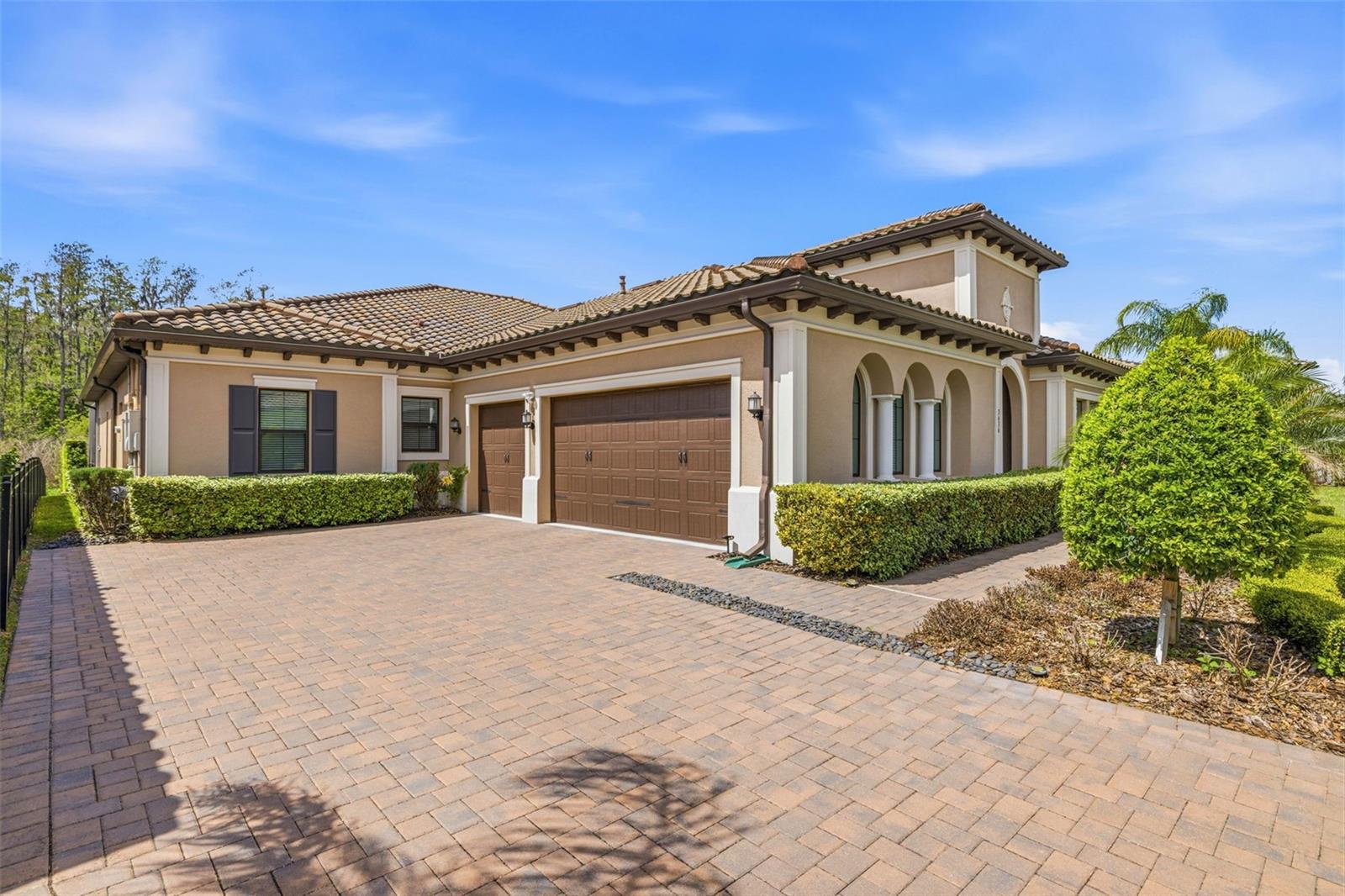 Image 4 of 55 For 3636 Madison Cypress Drive