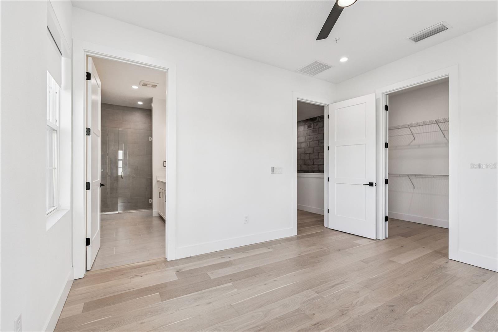 Image 50 of 57 For 2724 5th Avenue S