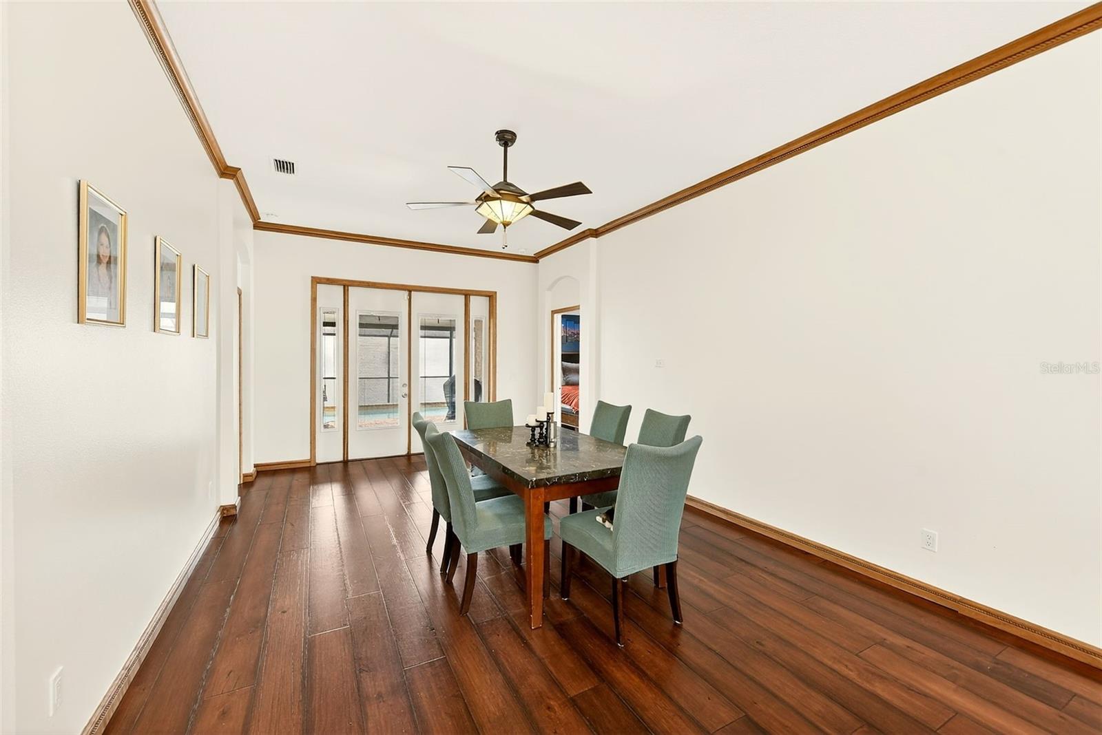 Image 19 of 52 For 2927 Hickory Grove Drive