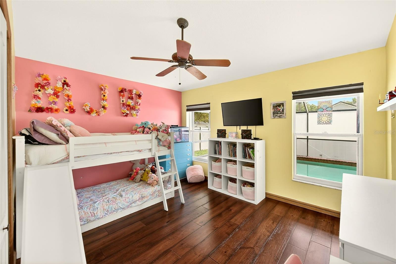 Image 28 of 52 For 2927 Hickory Grove Drive