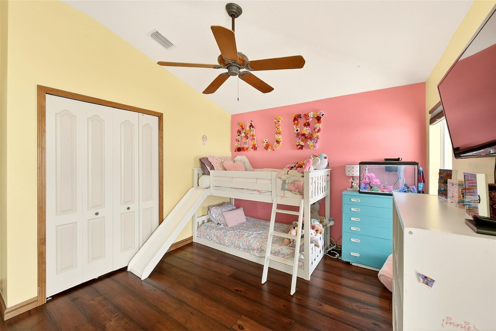 Image 29 of 52 For 2927 Hickory Grove Drive