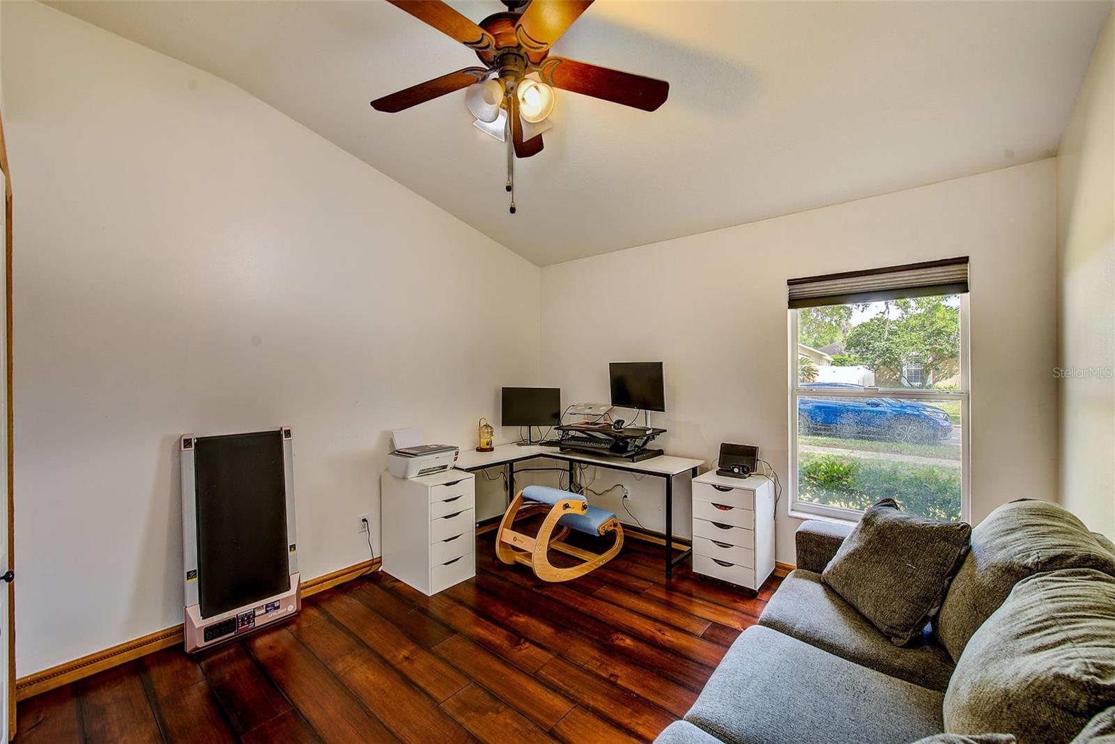 Image 34 of 52 For 2927 Hickory Grove Drive