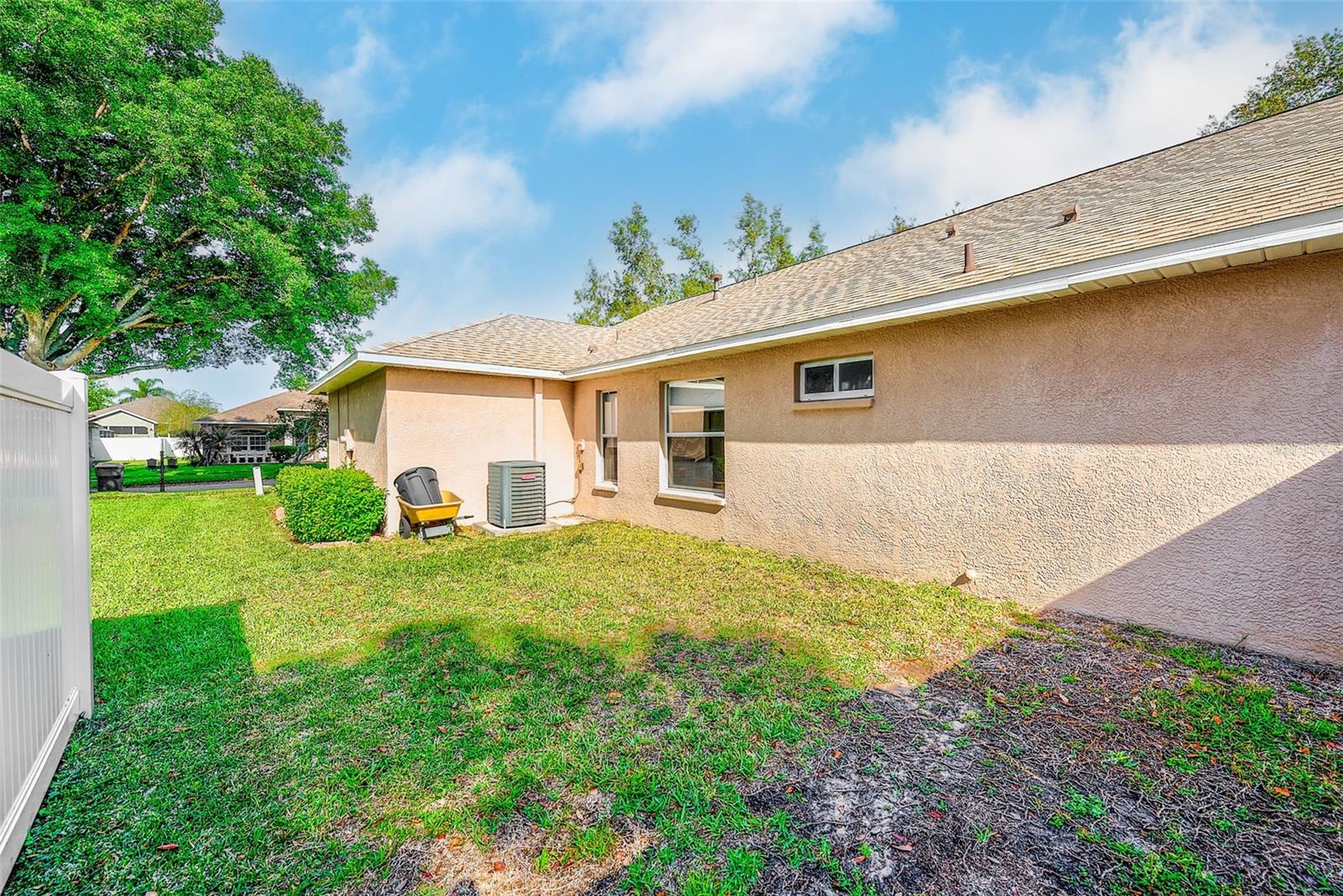 Image 40 of 52 For 2927 Hickory Grove Drive