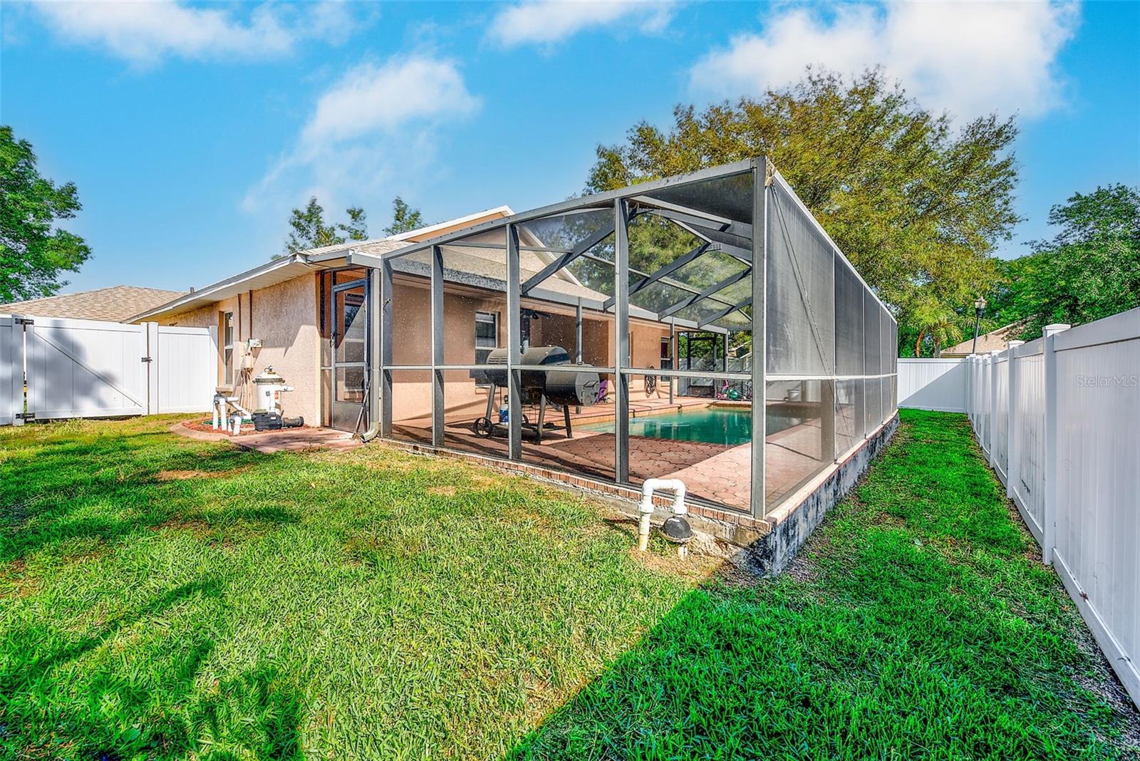 Image 41 of 52 For 2927 Hickory Grove Drive