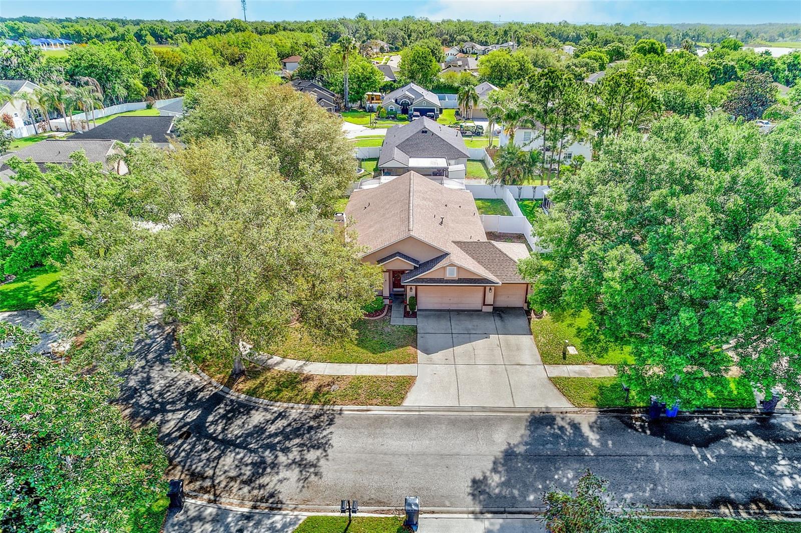 Image 47 of 52 For 2927 Hickory Grove Drive