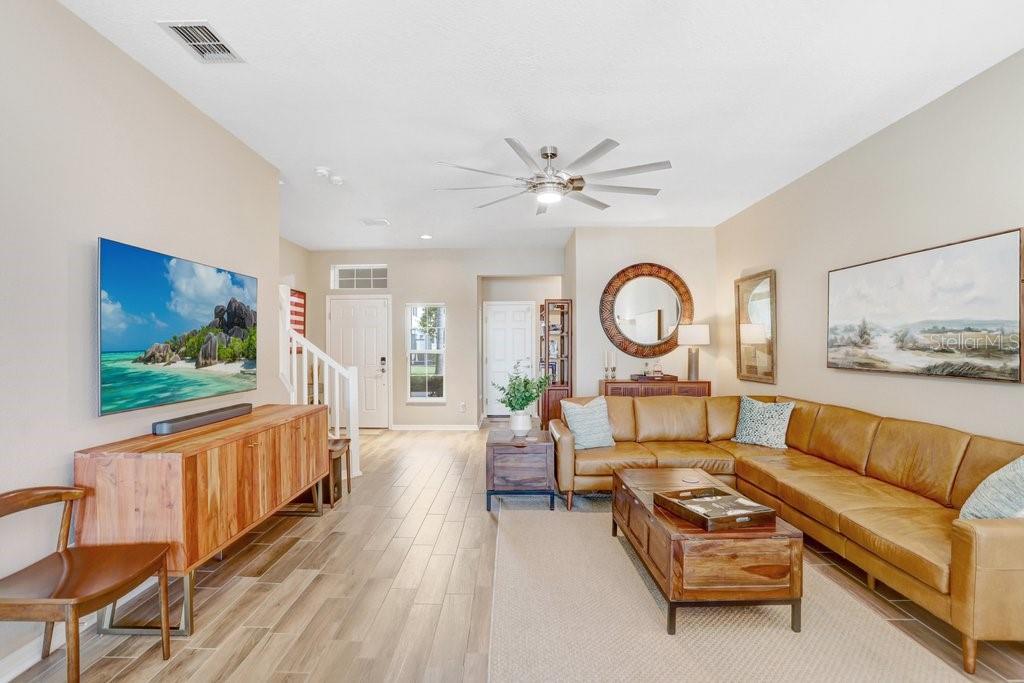 Image 10 of 45 For 11404 Crowned Sparrow Lane