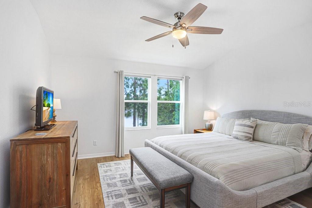 Image 18 of 45 For 11404 Crowned Sparrow Lane