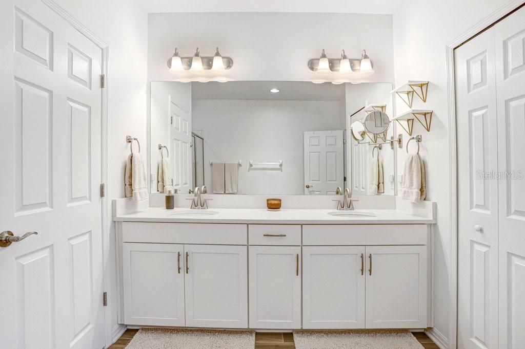 Image 24 of 45 For 11404 Crowned Sparrow Lane