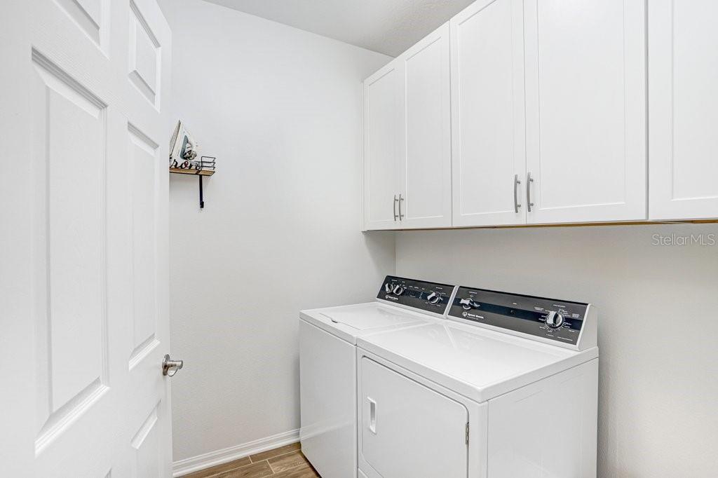 Image 27 of 45 For 11404 Crowned Sparrow Lane