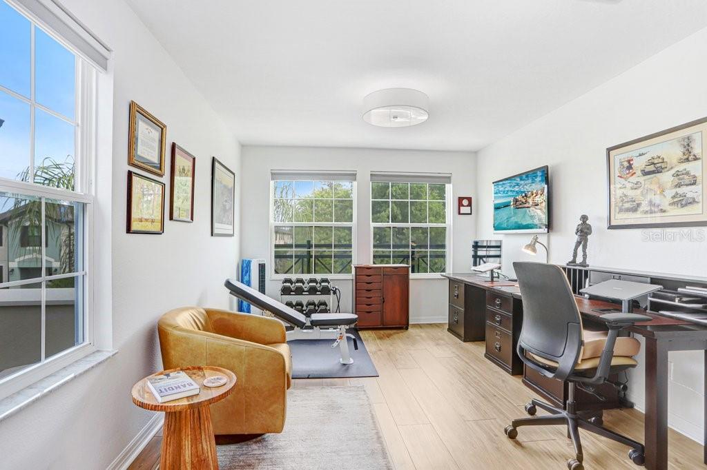 Image 28 of 45 For 11404 Crowned Sparrow Lane