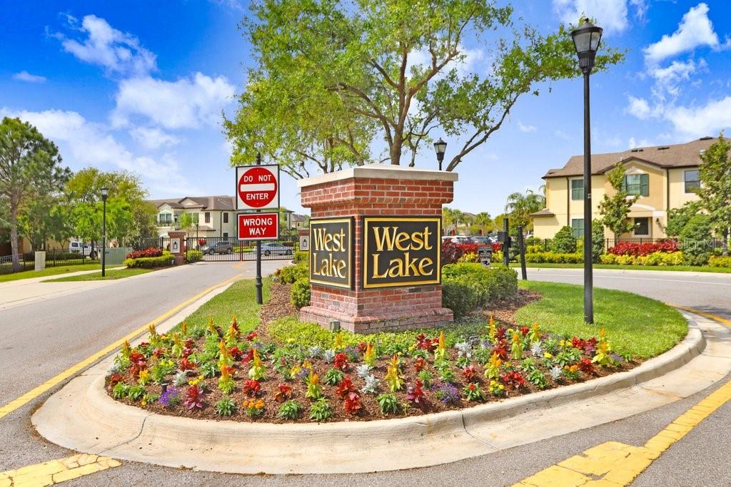 Image 36 of 45 For 11404 Crowned Sparrow Lane