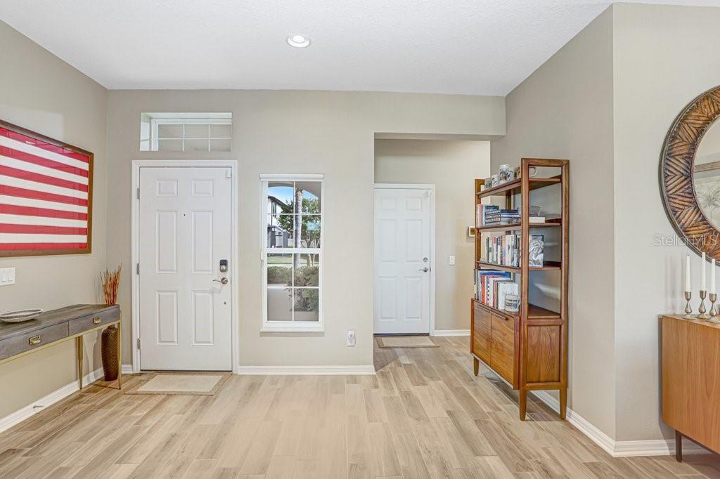 Image 5 of 45 For 11404 Crowned Sparrow Lane