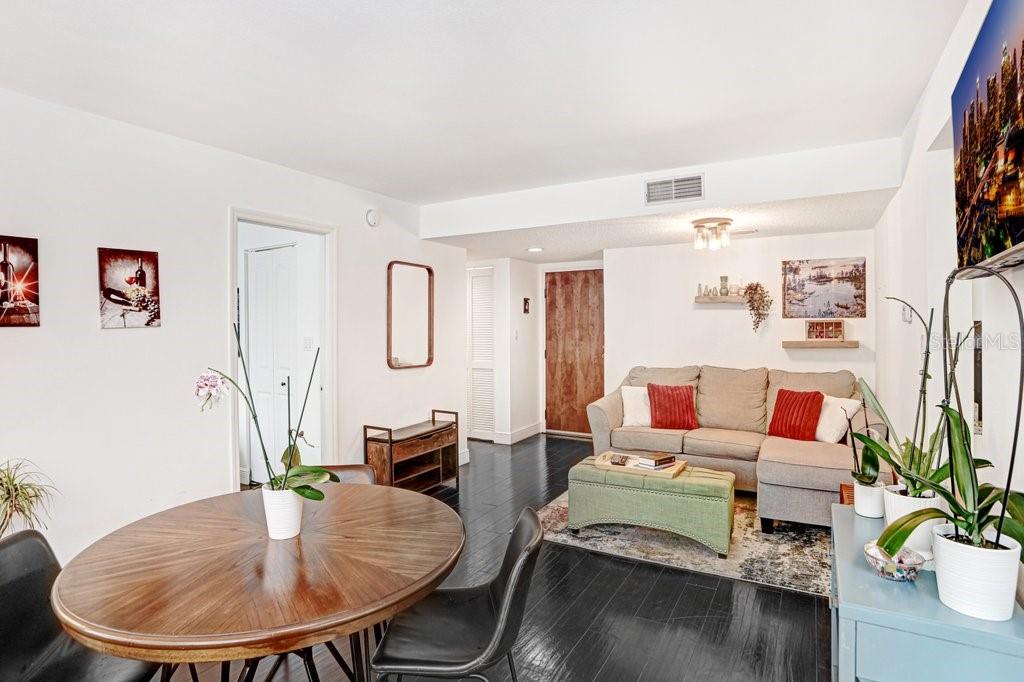 Image 11 of 51 For 13602 Village Drive 1205