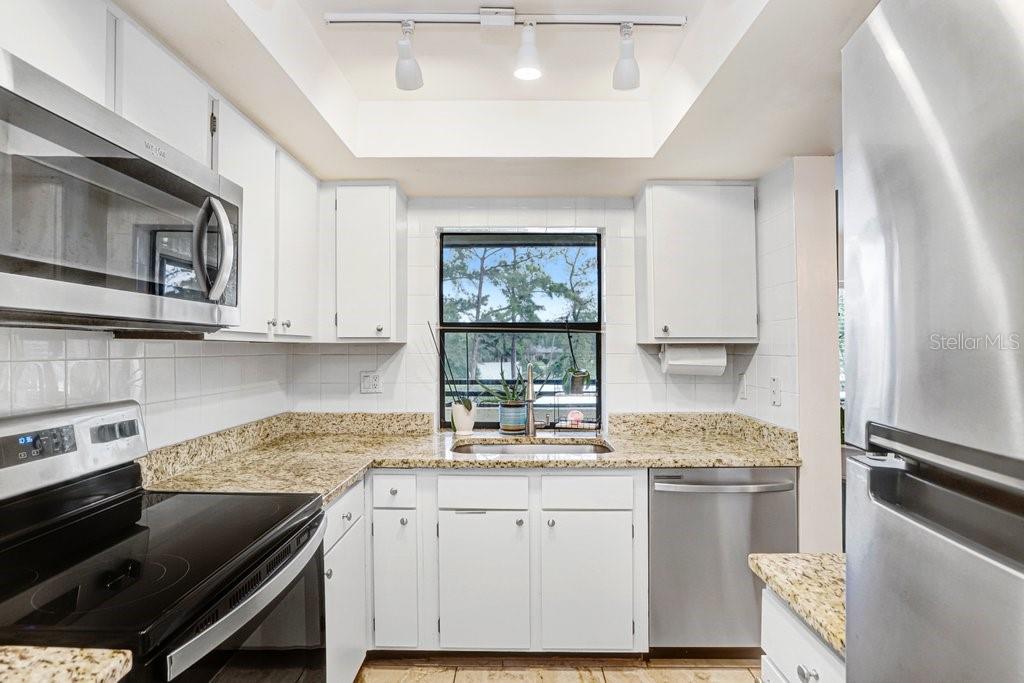 Image 14 of 51 For 13602 Village Drive 1205