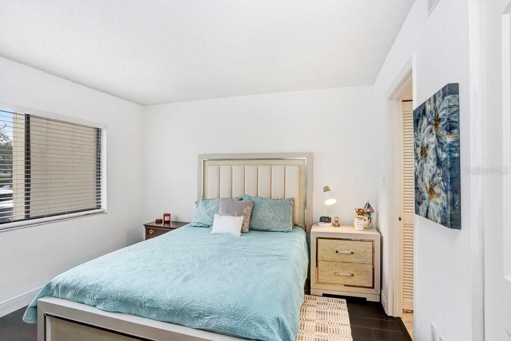 Image 15 of 51 For 13602 Village Drive 1205