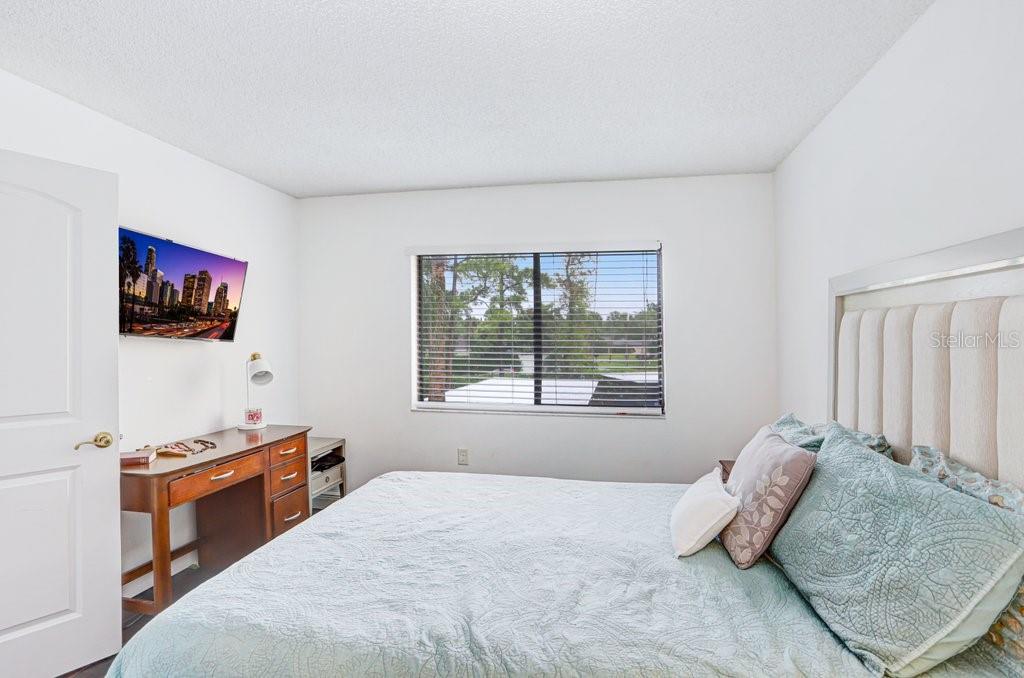 Image 17 of 51 For 13602 Village Drive 1205