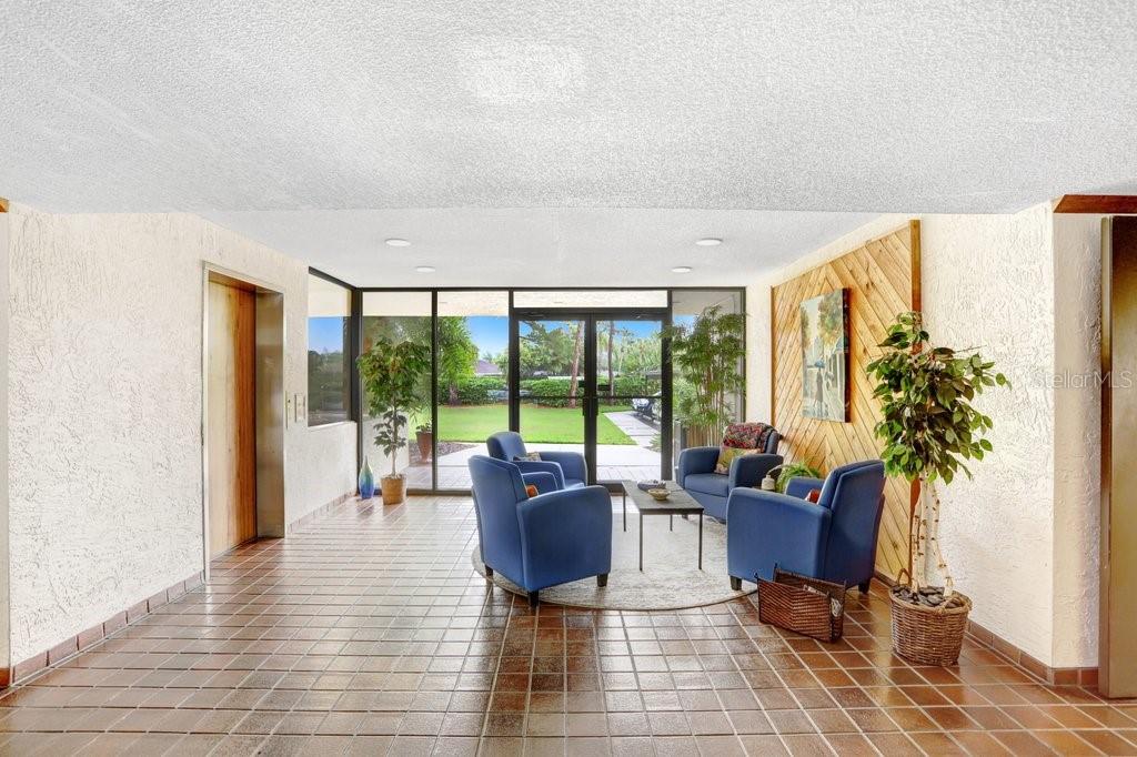 Image 23 of 51 For 13602 Village Drive 1205